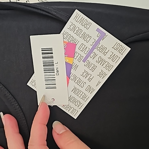 Solid black Dani dress - Picture 4 of 4